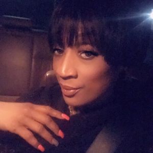 Meet your Posher, Bettina